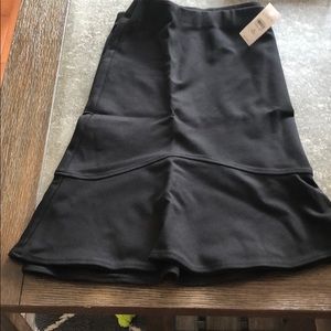 Size 18 Loft Black Curved Flounce Skirt